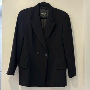 Escada Blazer classic style